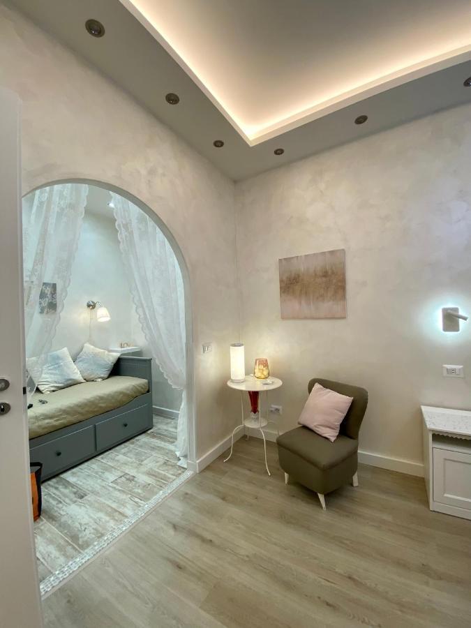 Apartment Close To The Coloseum, 2 Minutes Walk From Metro A Exterior photo
