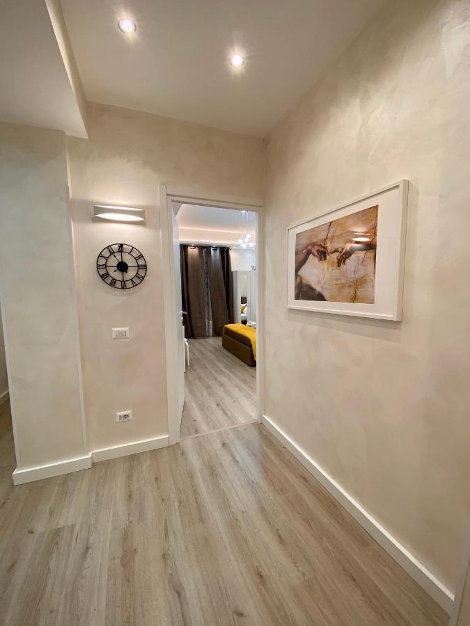 Apartment Close To The Coloseum, 2 Minutes Walk From Metro A Exterior photo