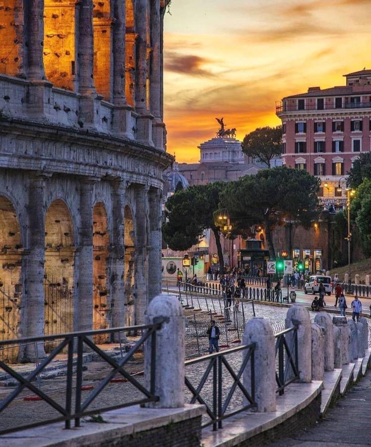 Apartment Close To The Coloseum, 2 Minutes Walk From Metro A Exterior photo