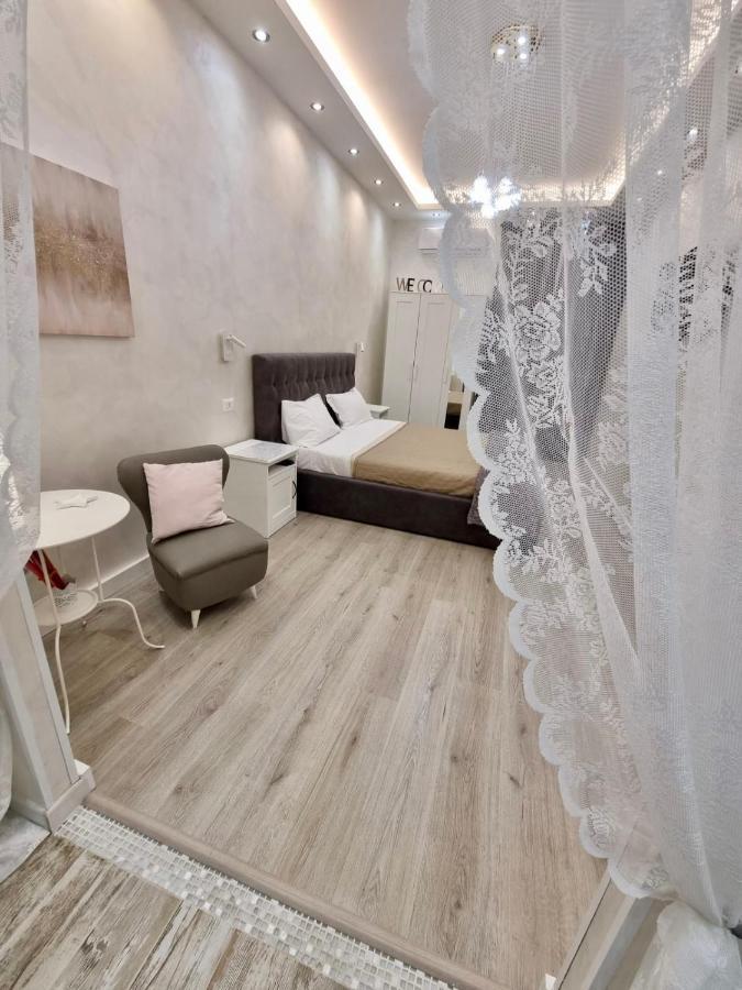 Apartment Close To The Coloseum, 2 Minutes Walk From Metro A Exterior photo