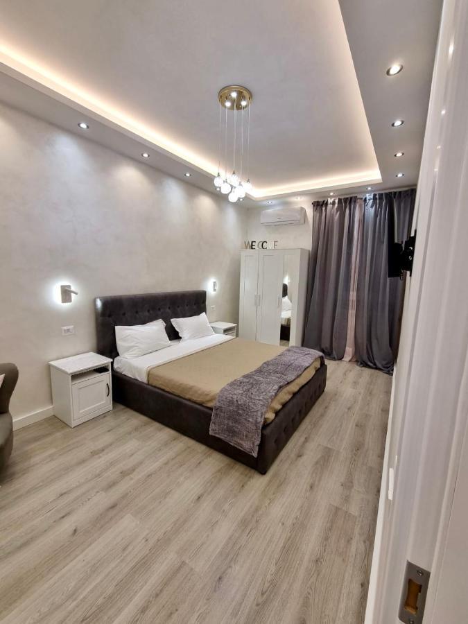 Apartment Close To The Coloseum, 2 Minutes Walk From Metro A Exterior photo