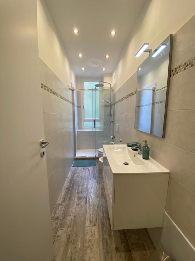 Apartment Close To The Coloseum, 2 Minutes Walk From Metro A Exterior photo